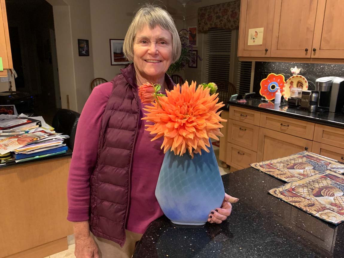 linda and large dahlia